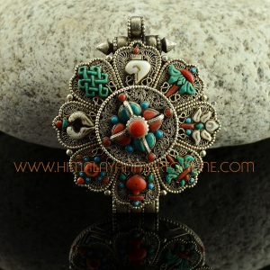 Ashtamangala Silver Ghau Ritual Pendant