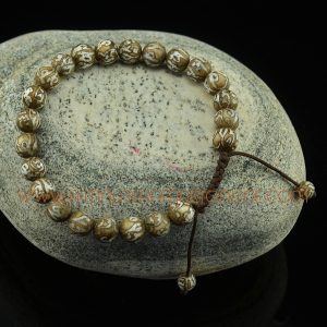 8 mm Om Mane Padme Hum Carved Conch Shell 21 Prayer Beads Wrist Mala