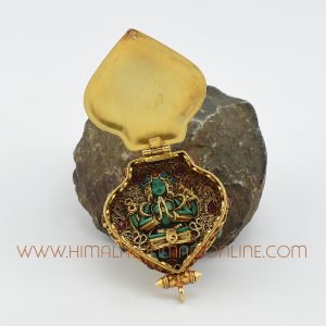 Hand Carved Green Tara & Chenrezig Silver Ghau Pendant Prayer Box Green Tara & Chenrezig Ghau Pendant