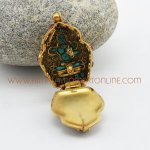 Hand Made Green Tara & Manjusri Silver Ghau Pendant Prayer Box Green Tara & Manjusri Ghau Pendant