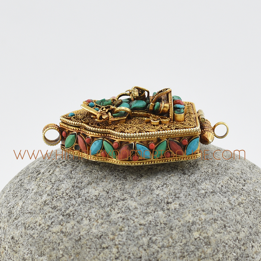 Tibetan Buddhist Gau Box Pendant with Buddha or Green Tara in Turquoise and Coral 42mm x 34mm Tibetan Buddhist Gau Box Pendant with Buddha or Green Tara in Turquoise and Coral 42mm x 34mm