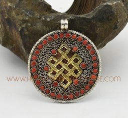 Endless Knot Symbol Silver Pendant