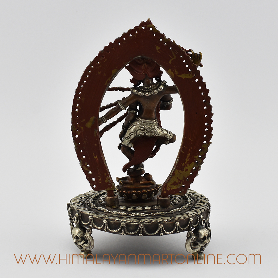 Kurukulla on Mandala Statue