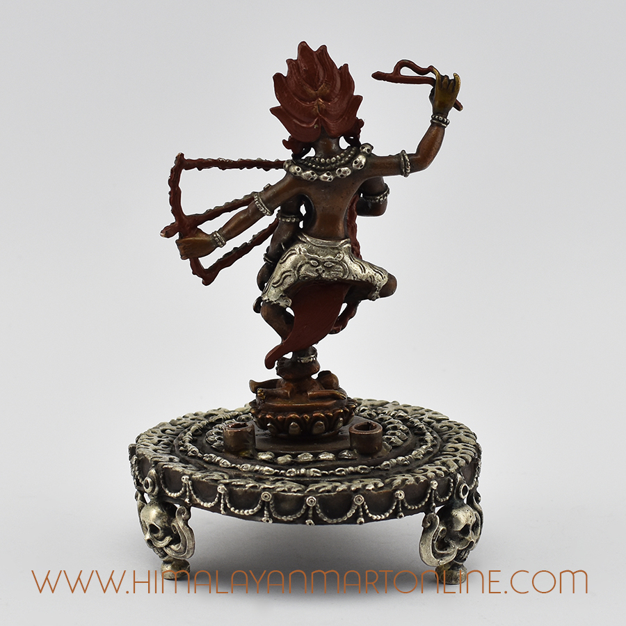 Kurukulla on Mandala Statue