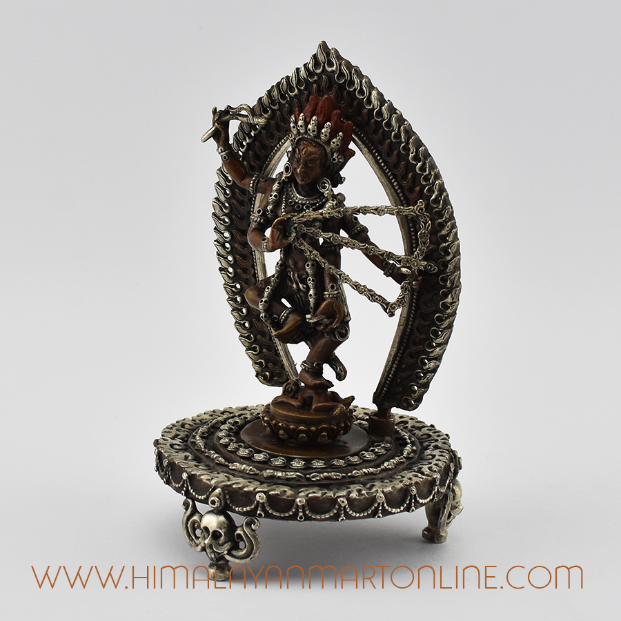 Kurukulla on Mandala Statue