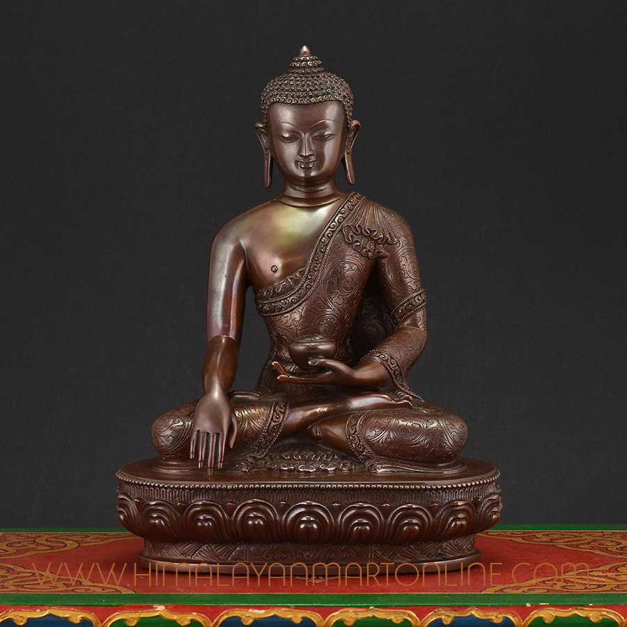 Shakyamuni Buddha Idol handcrafted in Nepal, seated in meditation posture representing the light of supreme enlightenment.